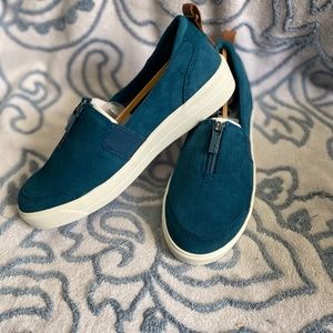 *Brand New* Ryka Corsair VIVVI Women's Suede Top Zipper Slip on Shoes-Blue
